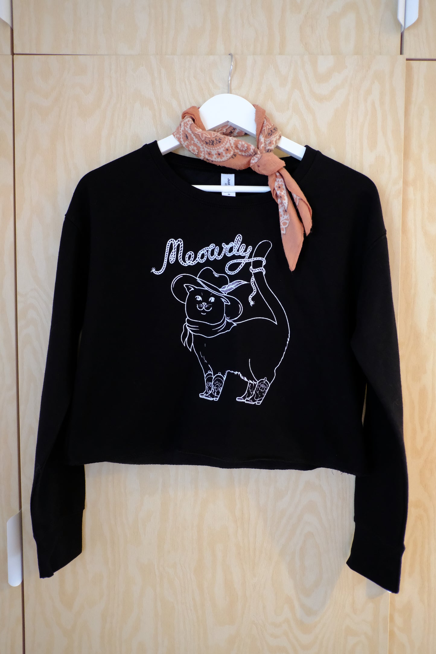 Meowdy cropped black jumper