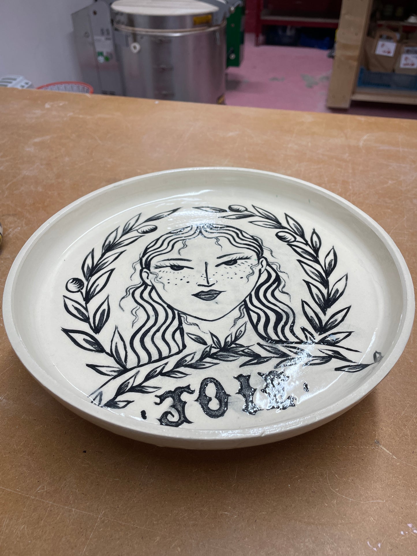 “joie” plate - Kicking Pots pottery collab