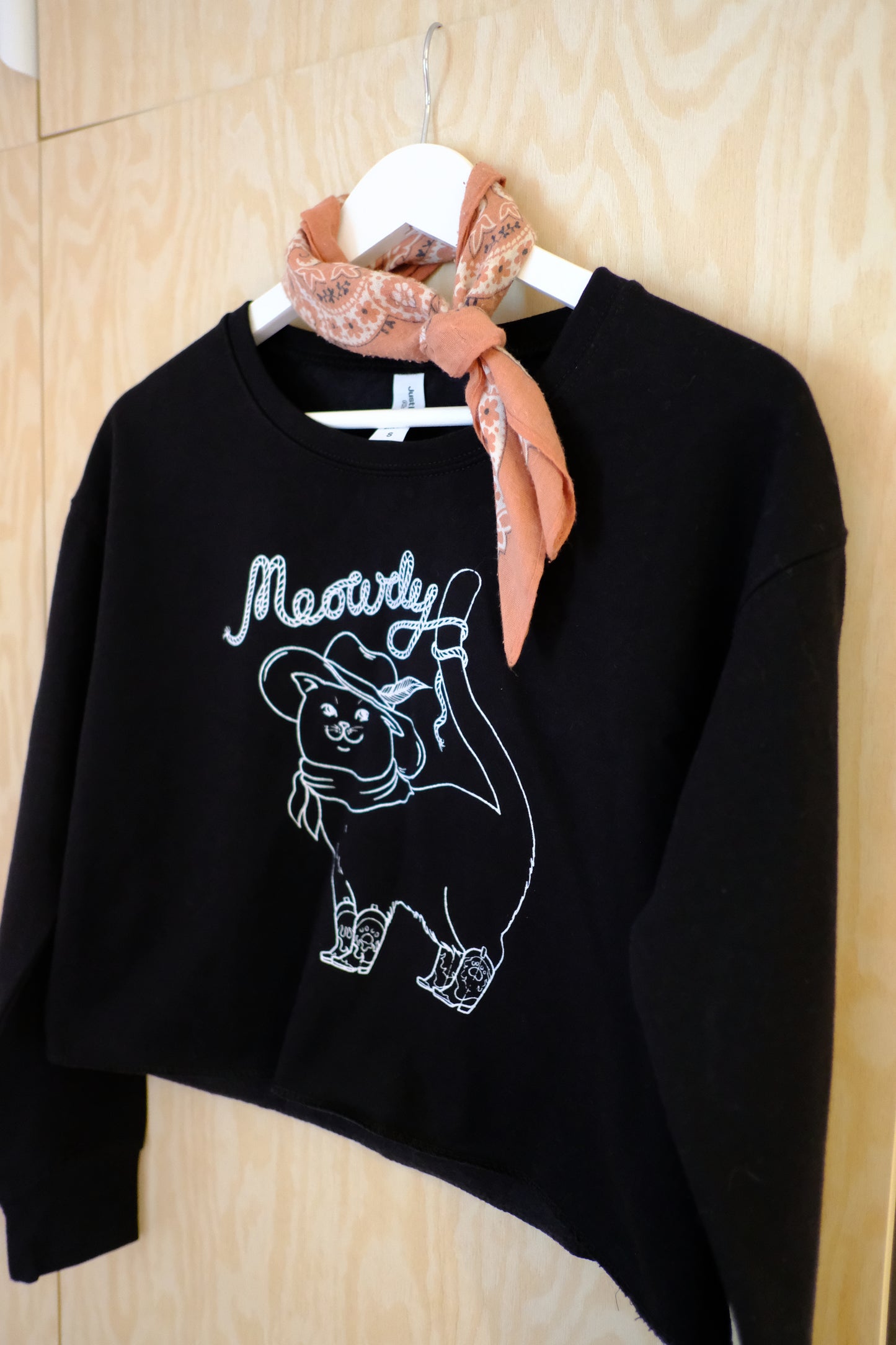 Meowdy cropped black jumper